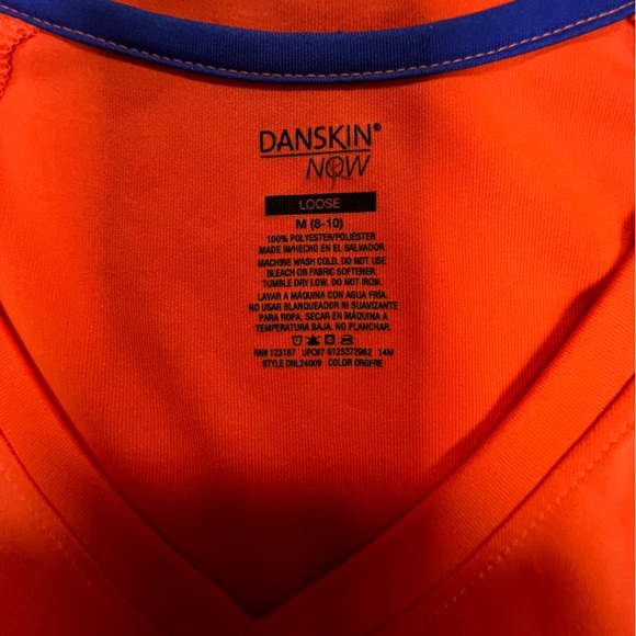 DANSKIN NOW WOMEN’S BRIGHT ORANGE  TECH STRETCH SHORT SLEEVE V NECK T-SHIRT
MED - Picture 3 of 8